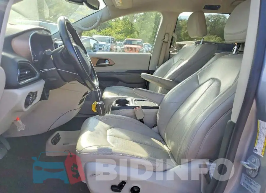 2C4RC1EG6HR622324 Photo# 7