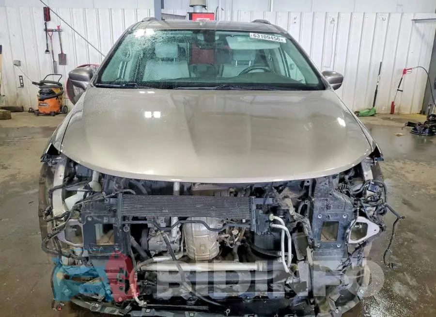 2C4RC1EG6HR677047 Photo# 5