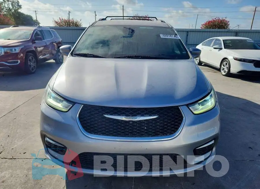 2C4RC1L76MR594084 Photo# 5