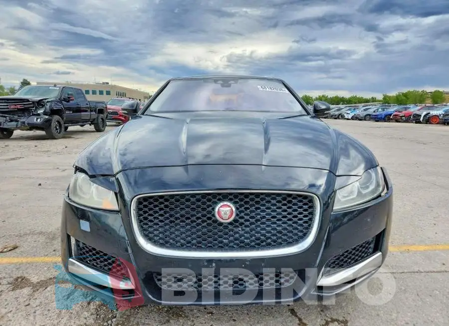 SAJBR4FX4JCY70152 Photo# 5