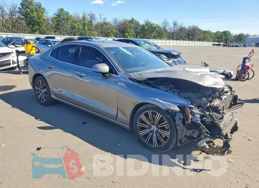 7JRBR0FL1MG124437 Photo# 4