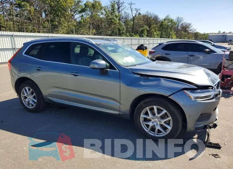 LYV102RK6KB377796 Photo# 4