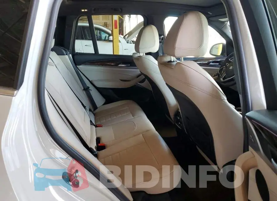 5UXTR7C59KLR53387 Photo# 10