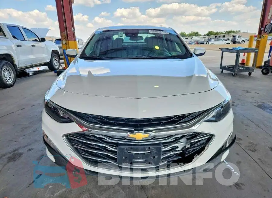 1G1ZD5ST1PF140963 Photo# 5