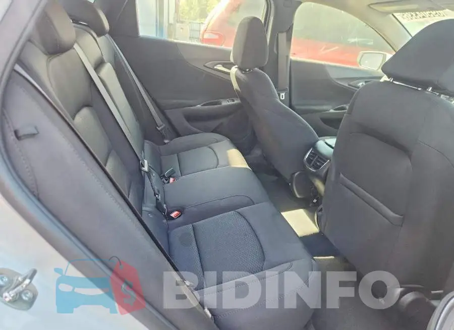 1G1ZD5ST1RF240533 Photo# 10