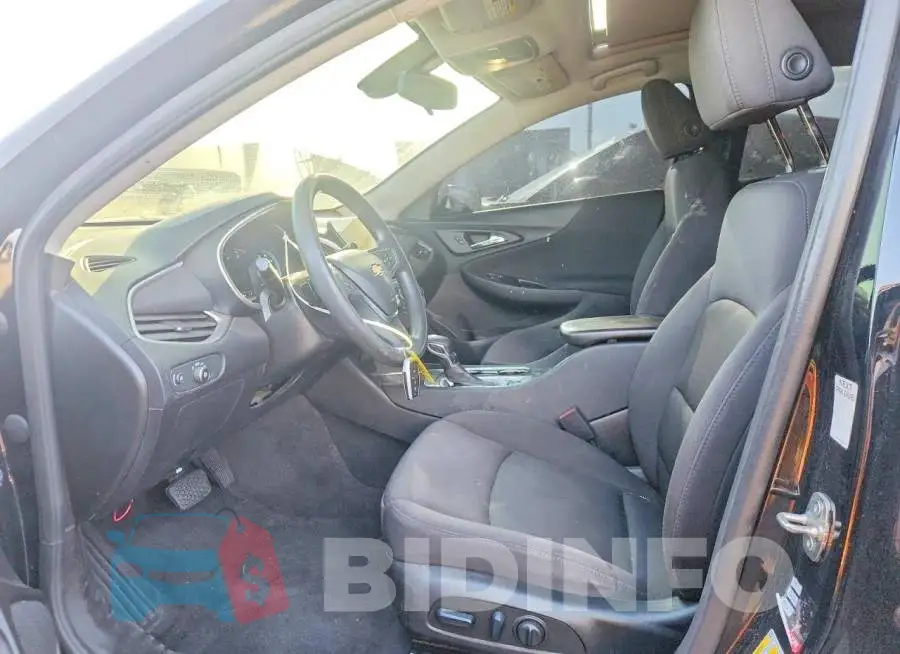 1G1ZD5ST8NF126331 Photo# 7