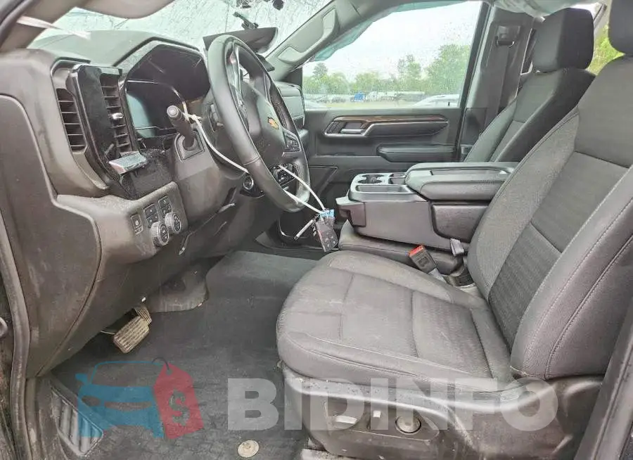 2GC4YNE73R1201390 Photo# 7