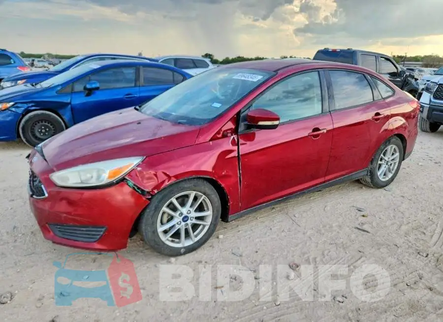 1FADP3F23HL347667 Photo# 1