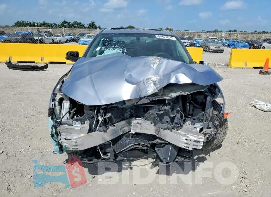 19XFC2F76HE066136 Photo# 5