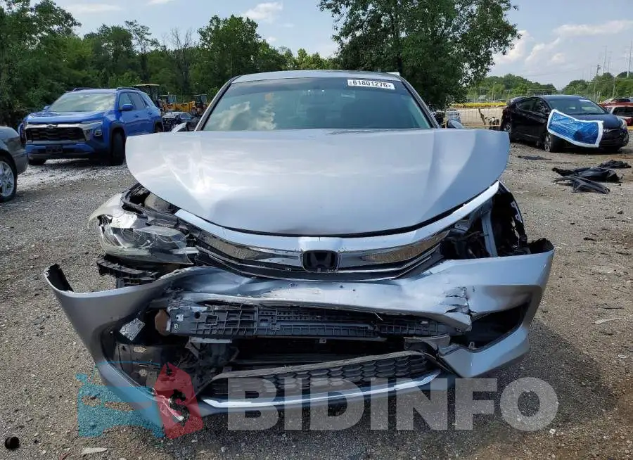 1HGCR2F30HA293874 Photo# 5