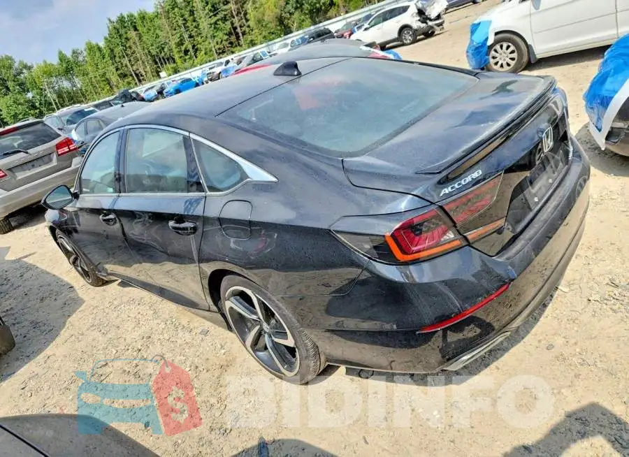 1HGCV1F36JA158586 Photo# 2