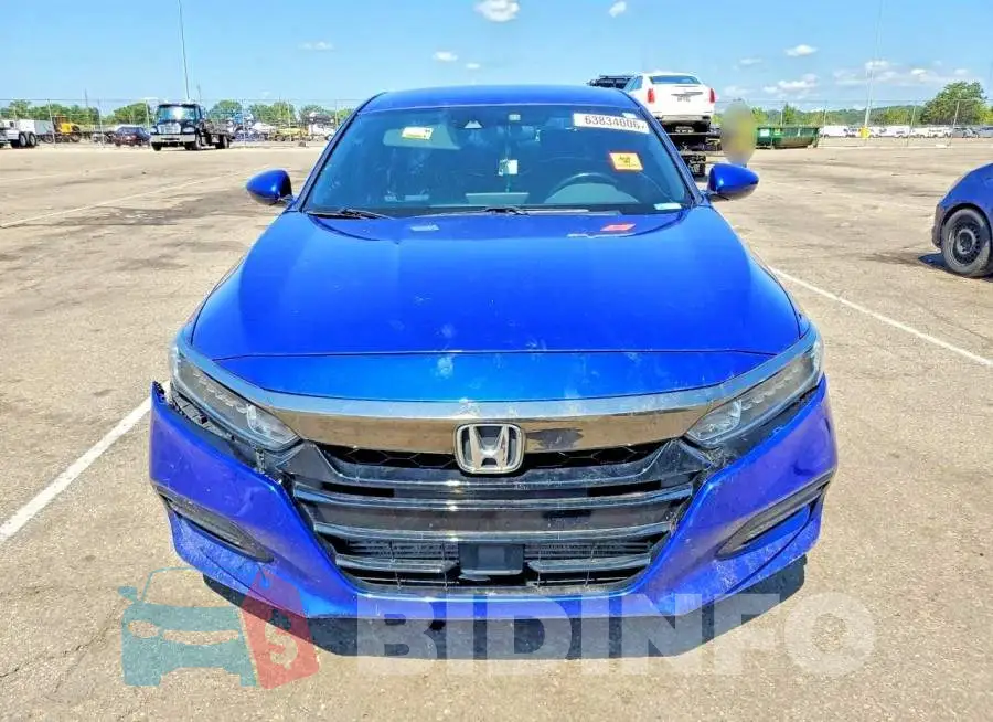 1HGCV1F36KA083177 Photo# 5