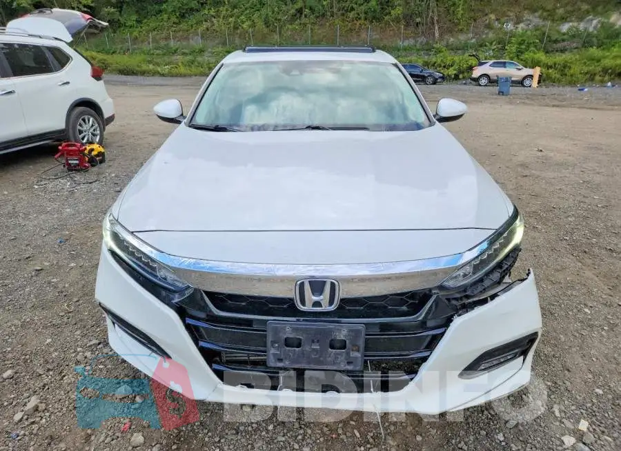 1HGCV1F47JA107381 Photo# 5