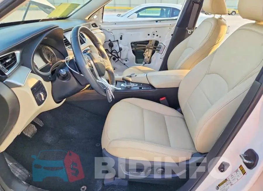 3PCAJ5M12LF107882 Photo# 7