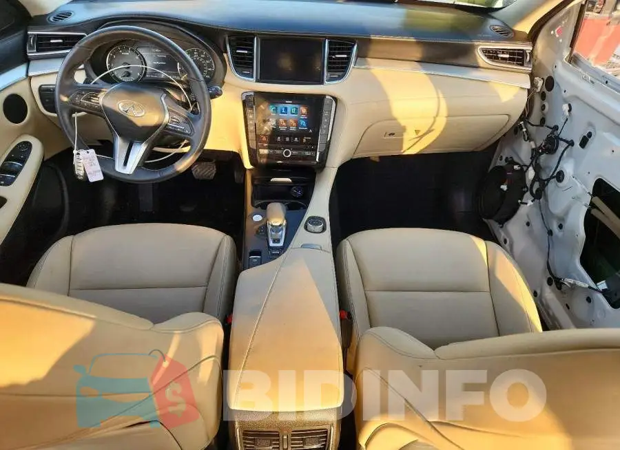 3PCAJ5M12LF107882 Photo# 8
