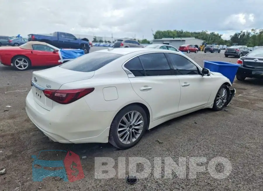 JN1EV7BPXMM702029 Photo# 3