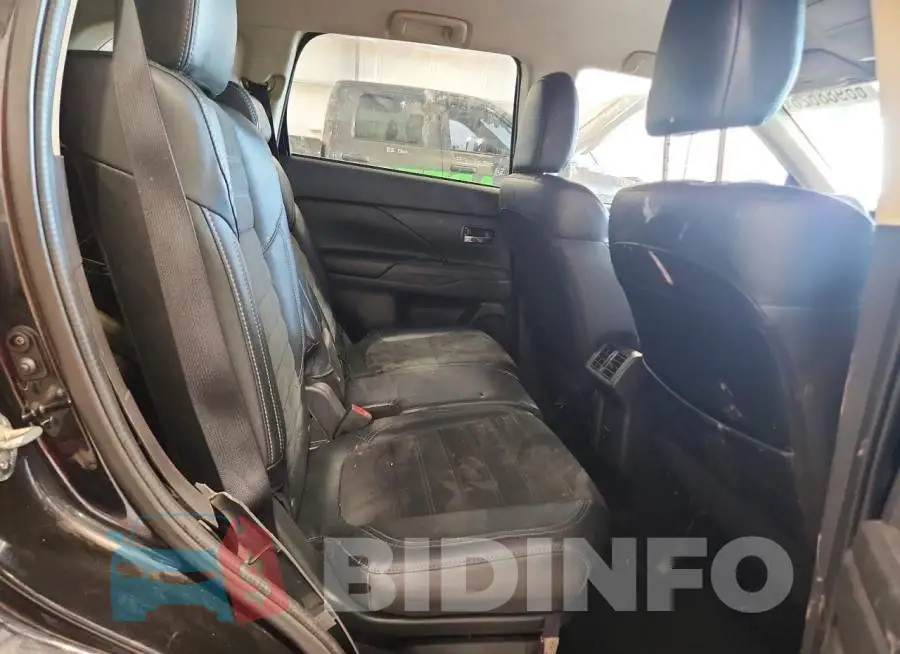 JA4AZ3A39LZ022108 Photo# 11