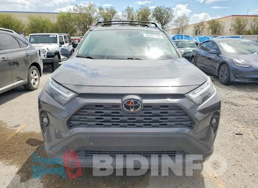 2T3C1RFV1PC237914 Photo# 5