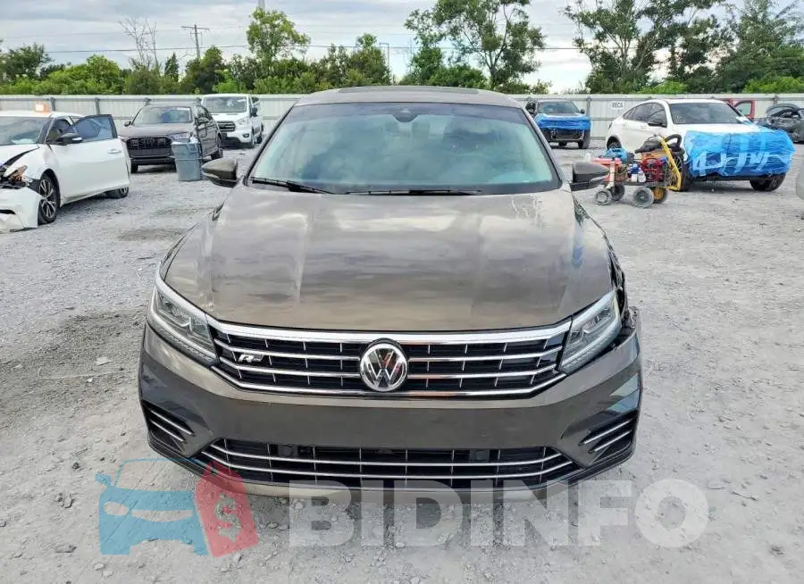 1VWMA7A39KC005423 Photo# 5