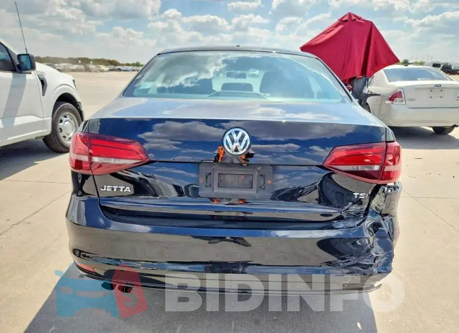 3VW2B7AJ4HM282605 Photo# 6