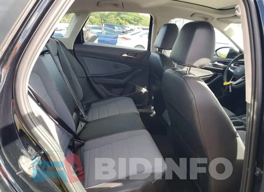 3VW7W7BU5TM016117 Photo# 10