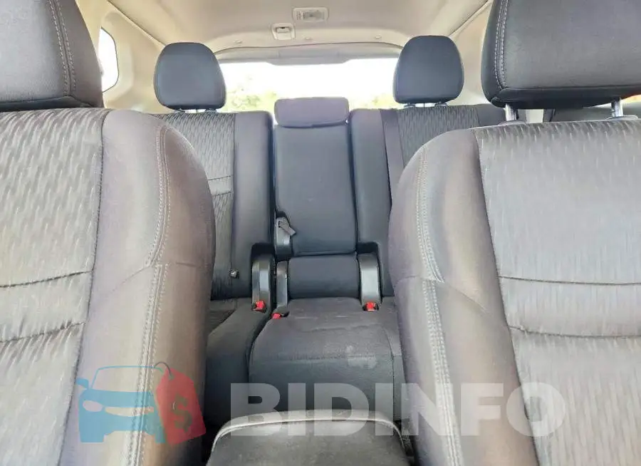 JN8AT2MT5JW459328 Photo# 10