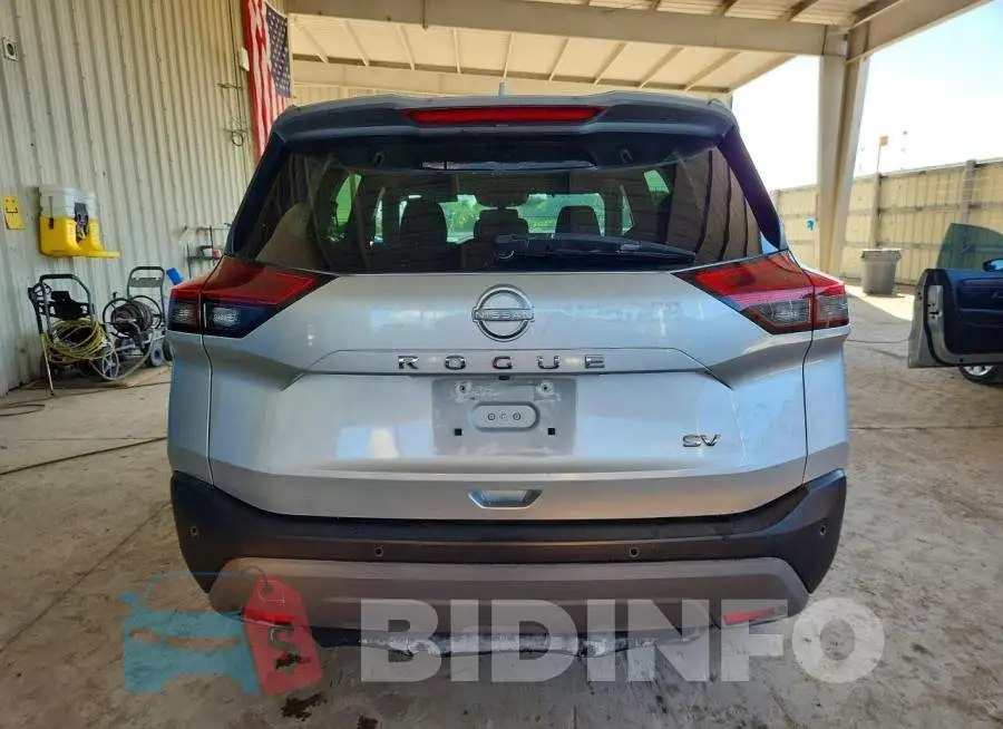 JN8BT3BA3PW417888 Photo# 6