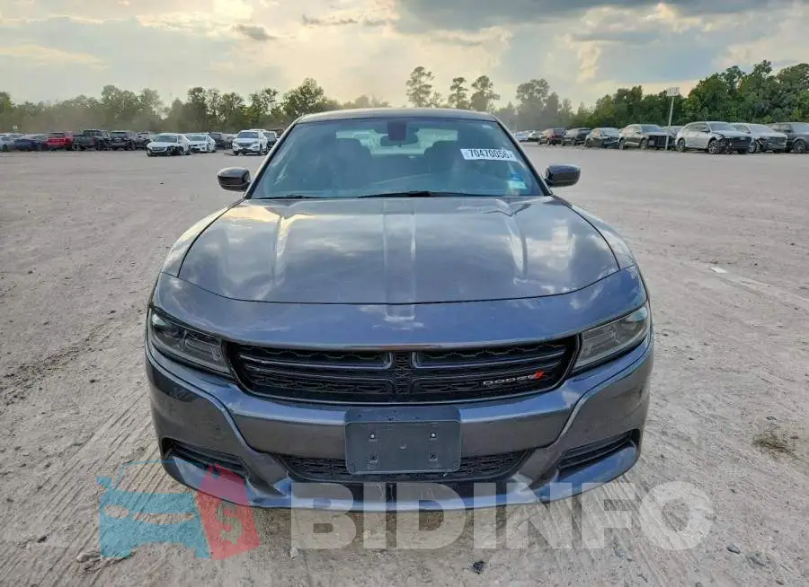 2C3CDXBG6NH239905 Photo# 5