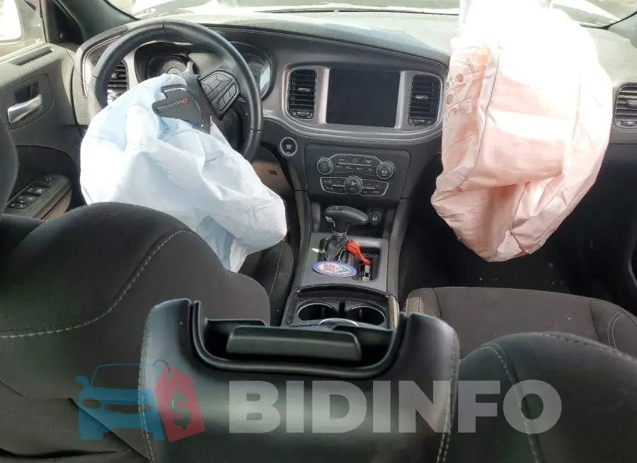 2C3CDXJG4PH661630 Photo# 8