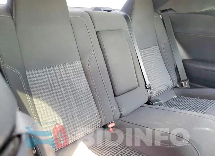 2C3CDZAGXJH271053 Photo# 10
