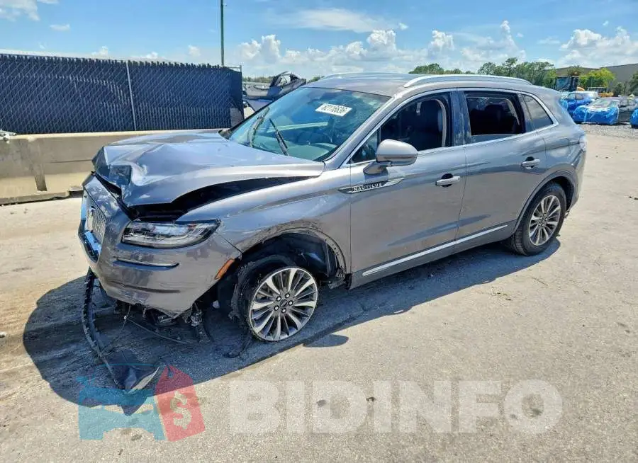 2LMPJ6J94PBL06154 Photo# 1