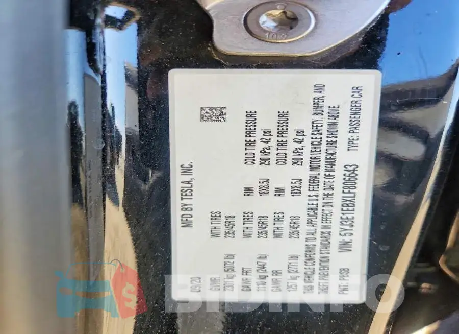 5YJ3E1EBXLF806643 Photo# 12