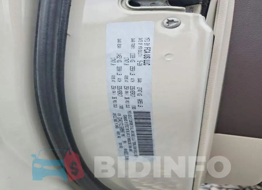 2C4RC1FG1LR209945 Photo# 13