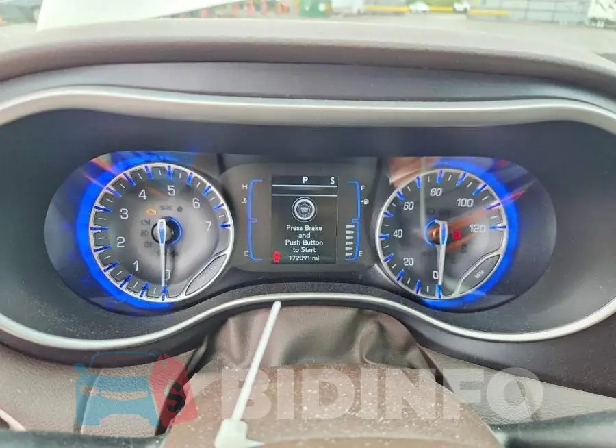 2C4RC1FG1LR209945 Photo# 9