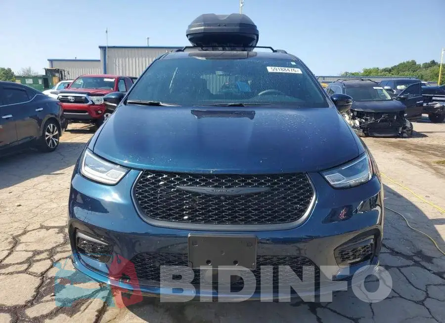 2C4RC3BG4PR573218 Photo# 5