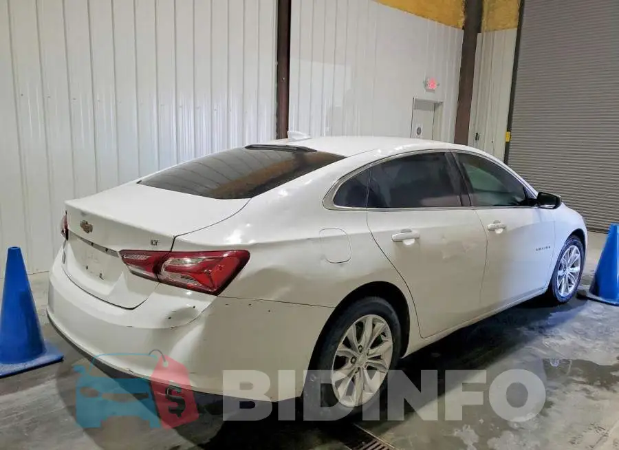 1G1ZD5ST0LF094438 Photo# 3