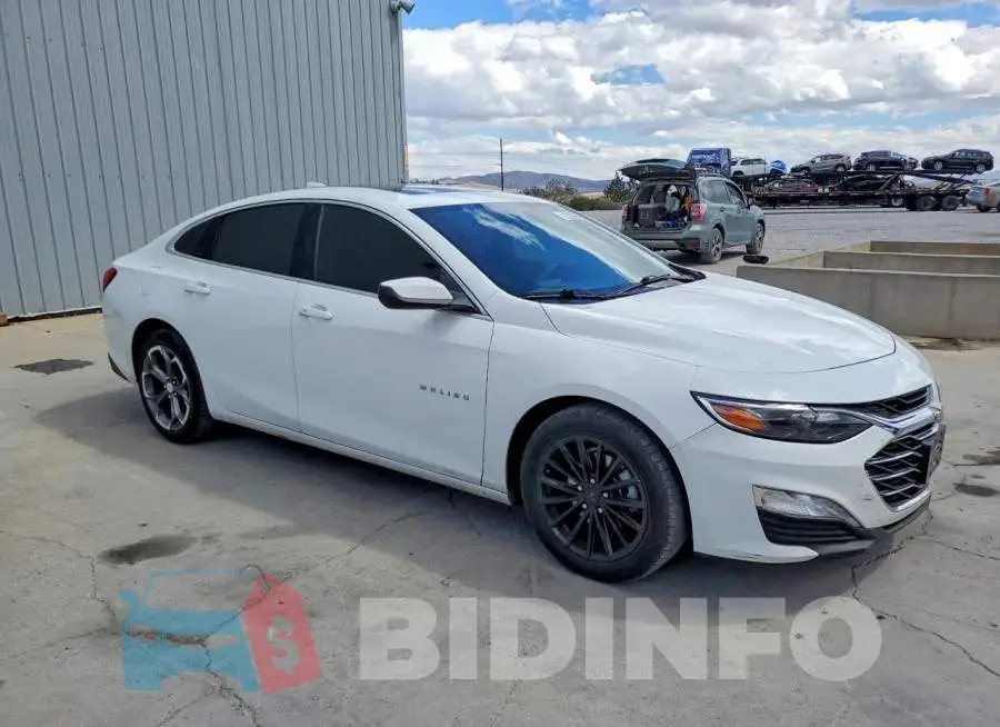 1G1ZD5ST3PF229711 Photo# 4
