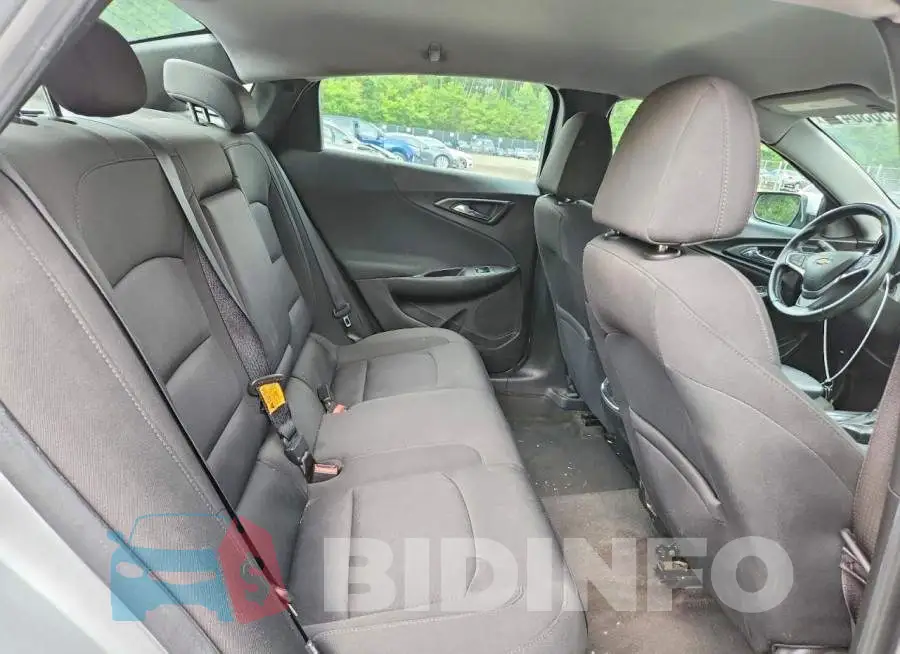 1G1ZD5ST4JF153035 Photo# 10