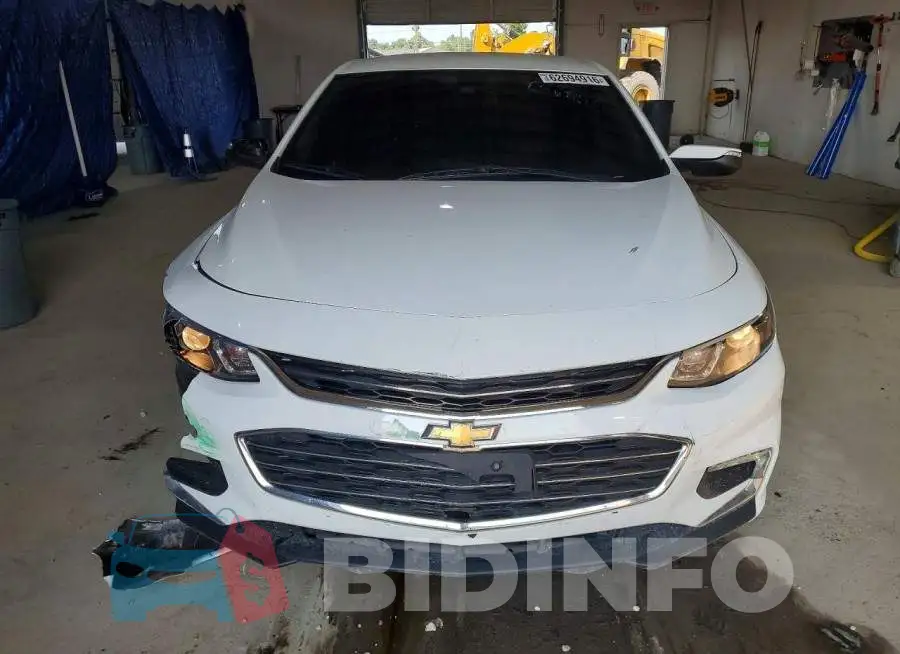 1G1ZD5ST5JF280280 Photo# 5