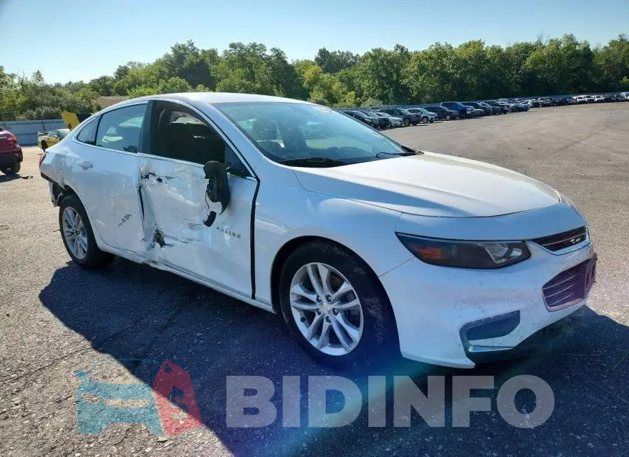 1G1ZD5ST7JF250276 Photo# 4