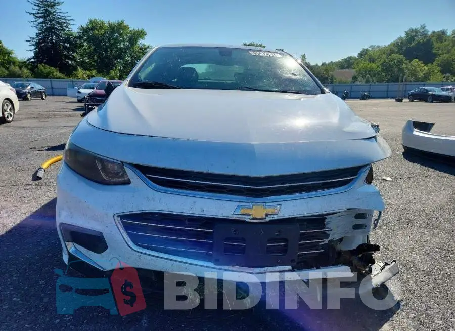 1G1ZD5ST7JF250276 Photo# 5