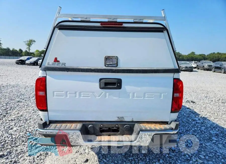 1GCHSBEA5M1272649 Photo# 6