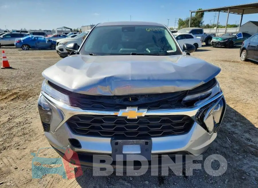 KL77LFE27RC122219 Photo# 5