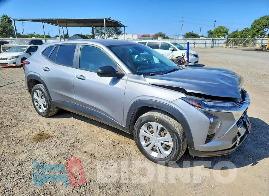 KL77LFE27RC122219 Photo# 4