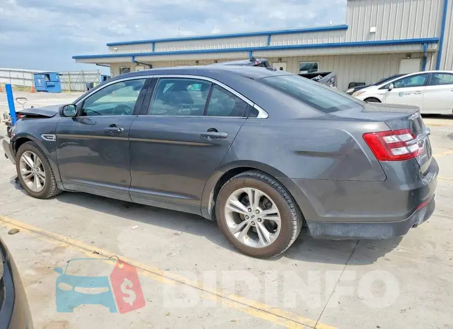 1FAHP2H82JG110776 Photo# 2