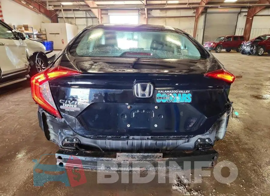 19XFC2F53JE020140 Photo# 6