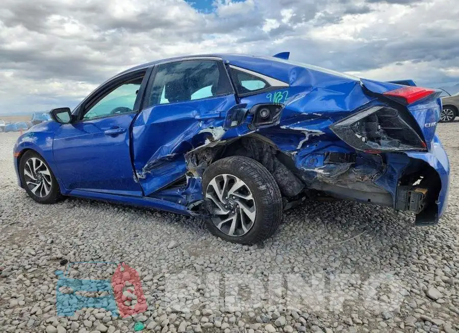 19XFC2F72JE018431 Photo# 2