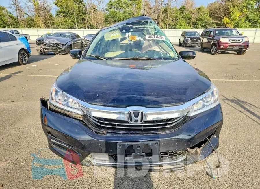 JHMCR6F51HC016337 Photo# 5