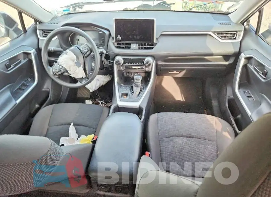 2T3G1RFV9RC463946 Photo# 8