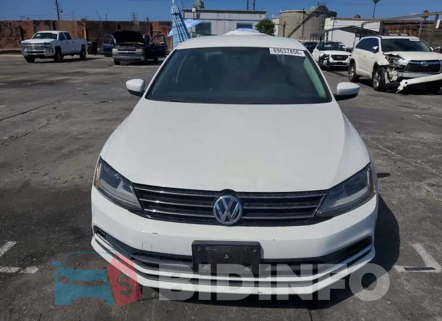 3VW2B7AJ7HM218722 Photo# 5